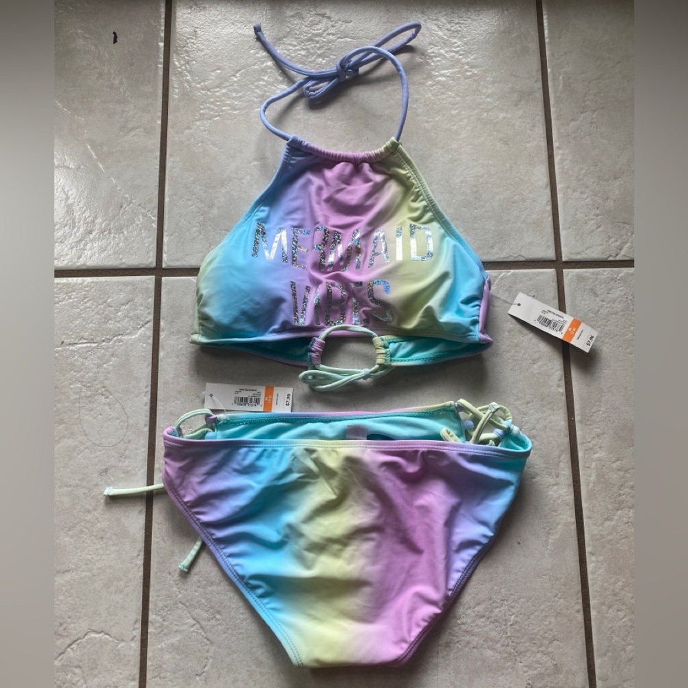 No Boundaries NWT Light Blue Pink Yellow Mermaid Vies Bikini Top Juniors Size M